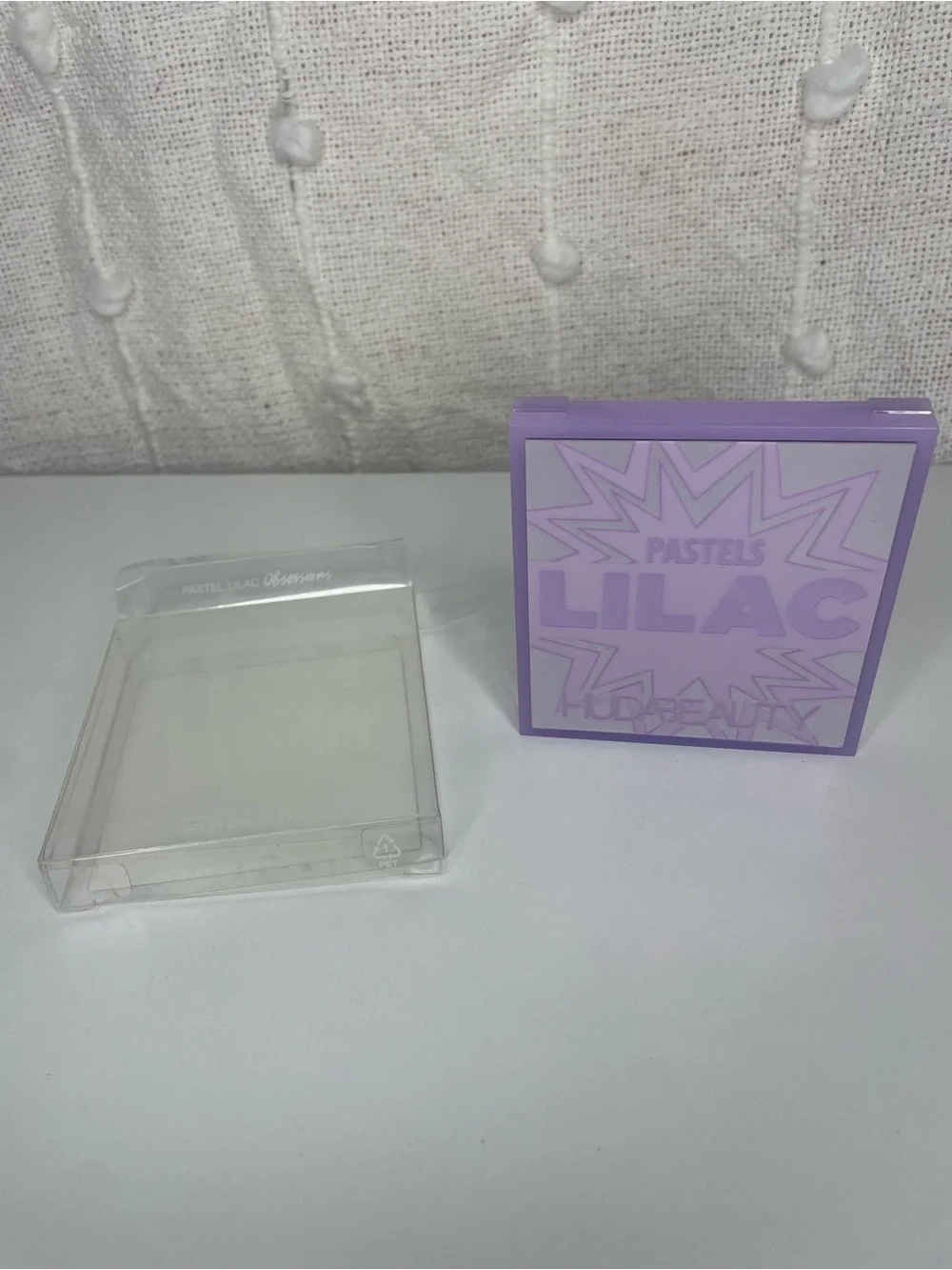 HUDA BEAUTY Pastels Lilac Eyeshadow Palette - Lilac